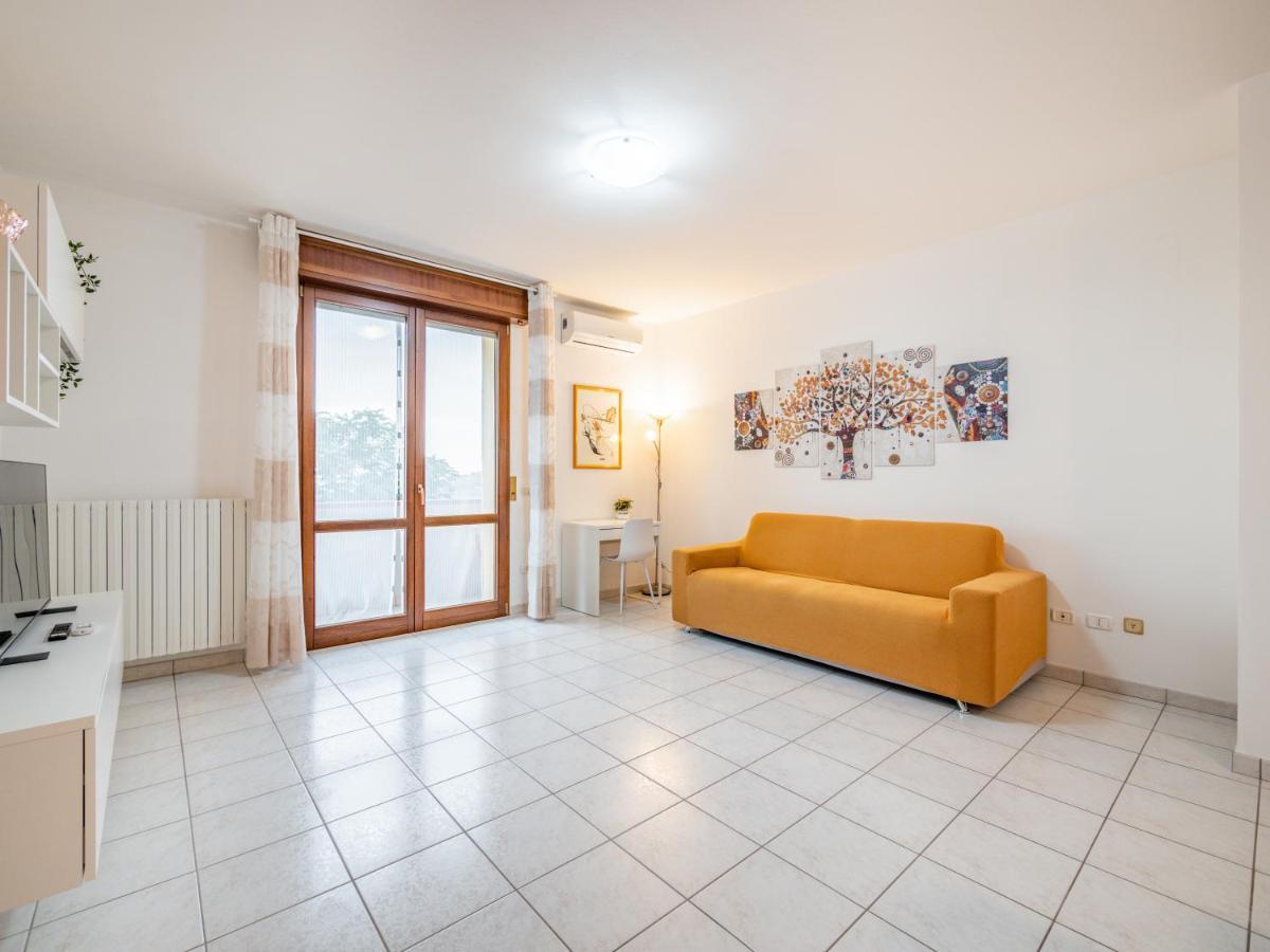Ca' Mastro Bright Flat With Parking Daire Tavullia Dış mekan fotoğraf